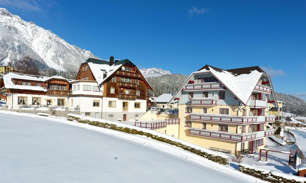 Hotel Neuwirt Ramsau am Dachstein Bagian luar foto