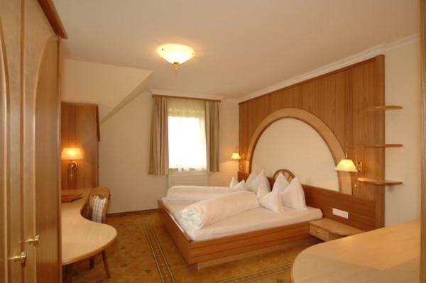 Hotel Neuwirt Ramsau am Dachstein Ruang foto