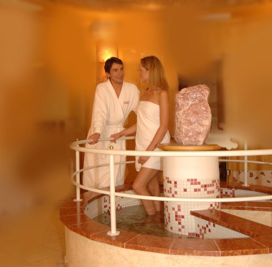 Hotel Neuwirt Ramsau am Dachstein Bagian luar foto