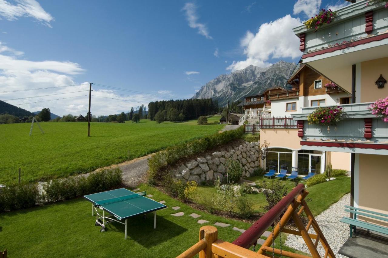 Hotel Neuwirt Ramsau am Dachstein Bagian luar foto