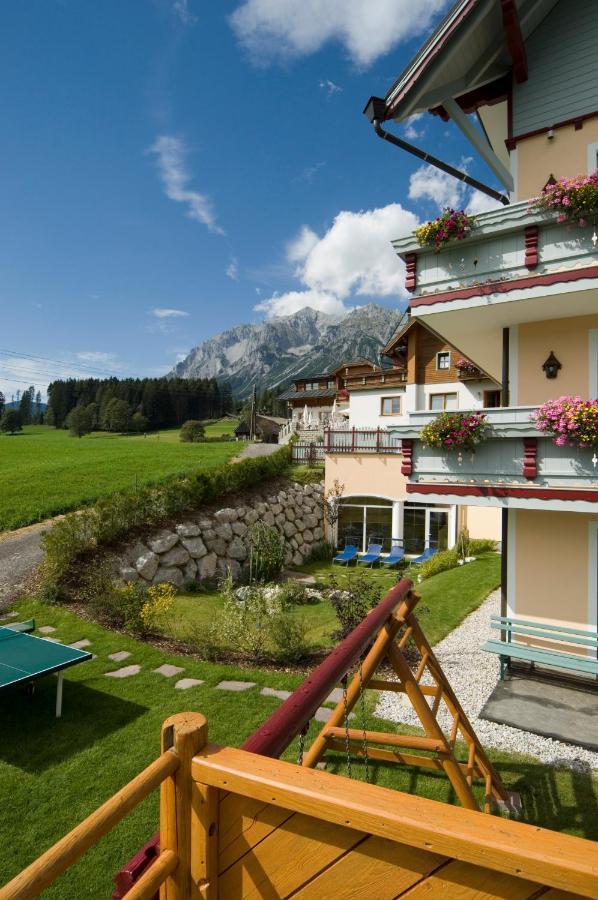 Hotel Neuwirt Ramsau am Dachstein Bagian luar foto