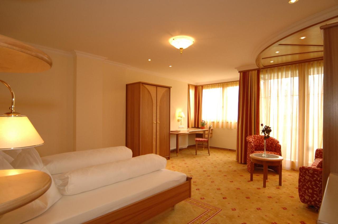 Hotel Neuwirt Ramsau am Dachstein Ruang foto