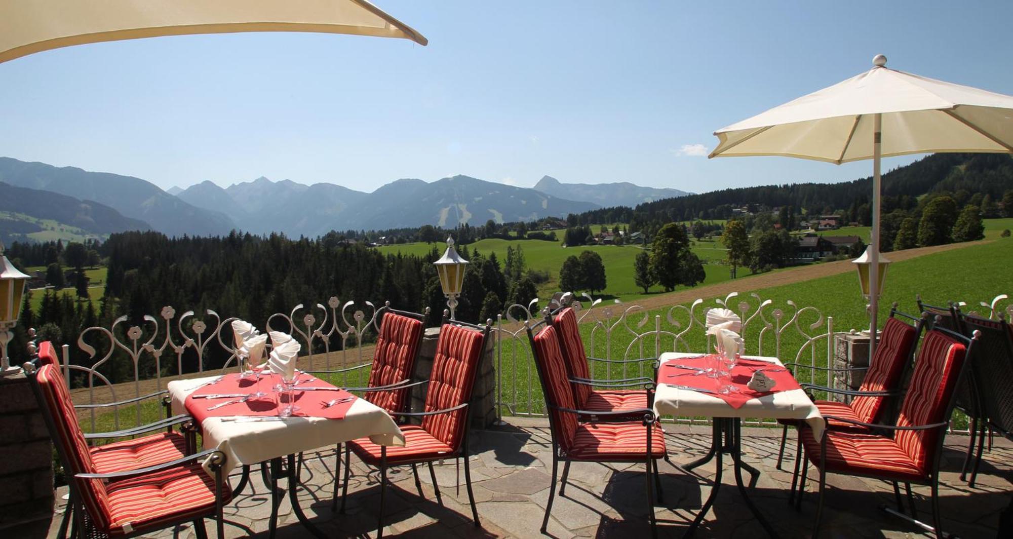 Hotel Neuwirt Ramsau am Dachstein Bagian luar foto