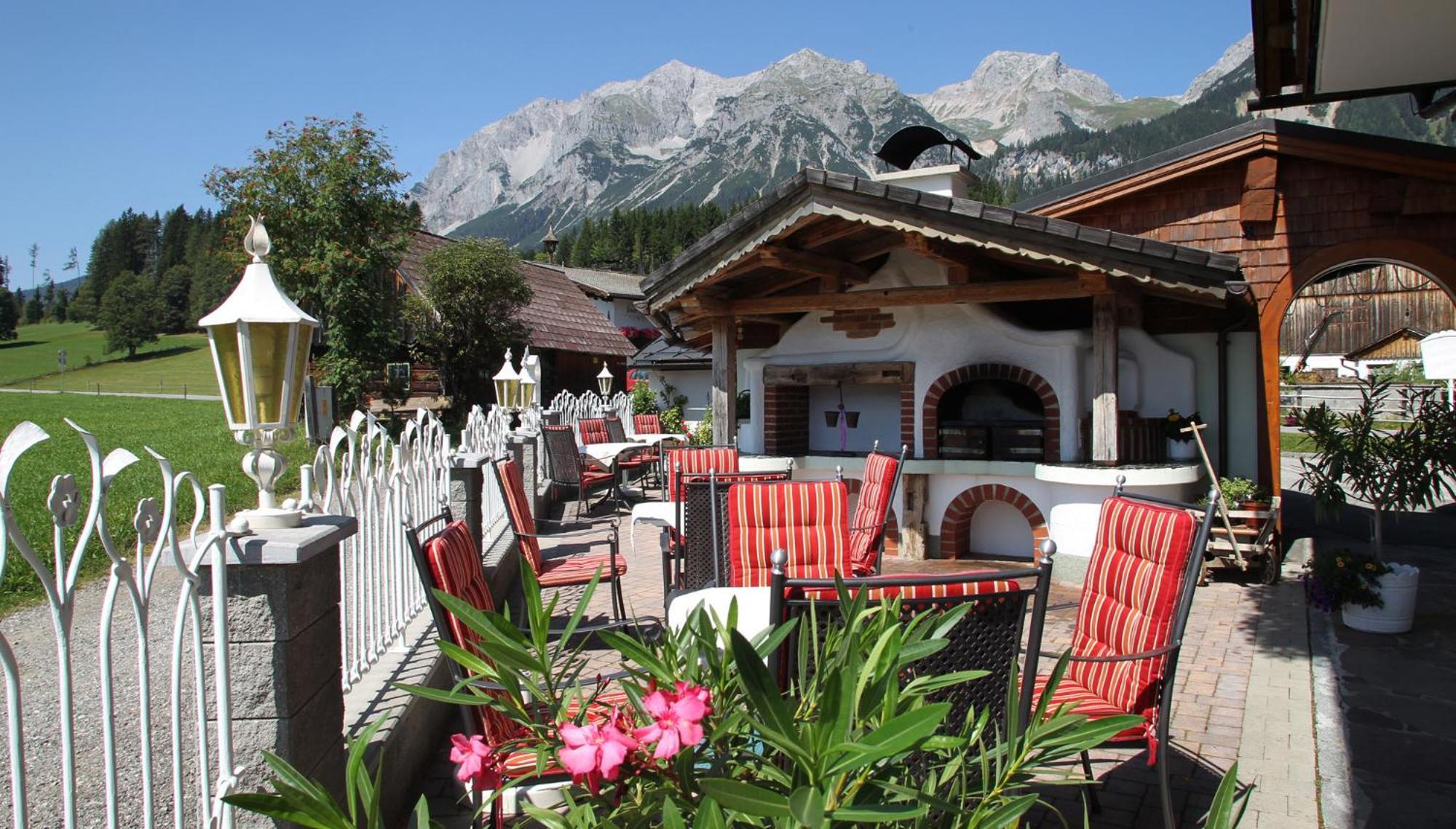 Hotel Neuwirt Ramsau am Dachstein Bagian luar foto